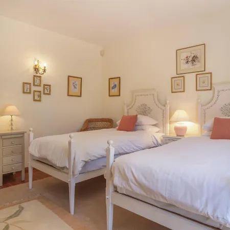 Casa Ancoradouro * Lagos